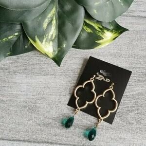 ZAD gold quatrefoil & green bead dangle post earrings NEW